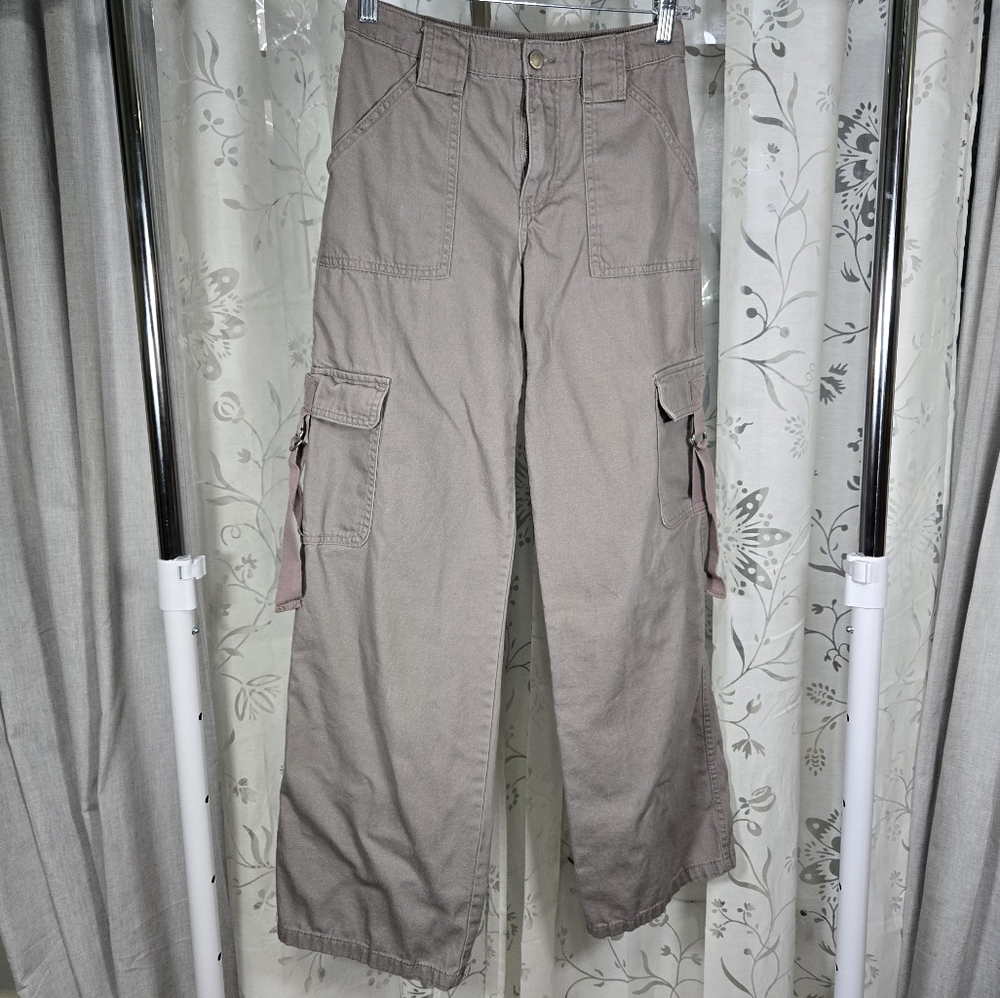 Tinseltown Tan Brown Cargo Pants Size Small |‎ Stretch Waist | Utility Style